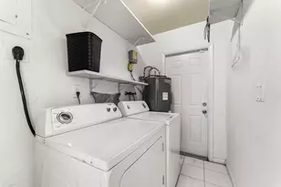 923 W Las Olas Blvd, Fort Lauderdale, FL 33312 - Photo 13