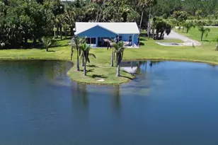 18601 Orange Ave, Fort Pierce, FL 34945 - Photo 3