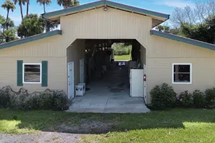 18601 Orange Ave, Fort Pierce, FL 34945 - Photo 37