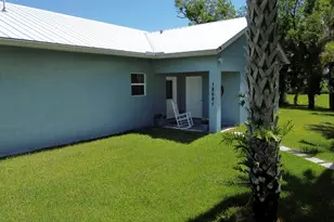 18601 Orange Ave, Fort Pierce, FL 34945 - Photo 7