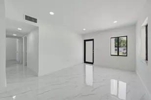 2405 NW 159th Rd, Miami Gardens, FL 33054 - Photo 7
