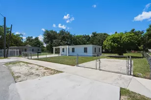 2405 NW 159th Rd, Miami Gardens, FL 33054 - Photo 3