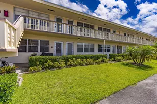 77 Kingswood, West Palm Beach, FL 33417 - Photo 15