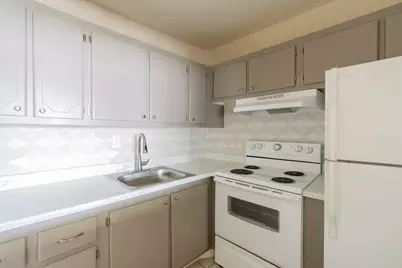 77 Kingswood, West Palm Beach, FL 33417 - Photo 7