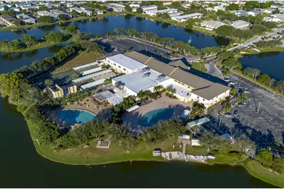 77 Kingswood, West Palm Beach, FL 33417 - Photo 25