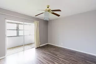 77 Kingswood, West Palm Beach, FL 33417 - Photo 9