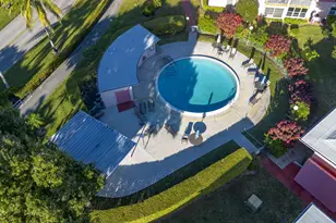 77 Kingswood, West Palm Beach, FL 33417 - Photo 21