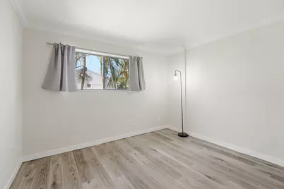 642 NE 195th Street, Miami, FL 33179 - Photo 23