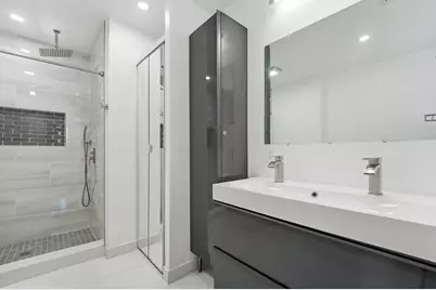 642 NE 195th Street, Miami, FL 33179 - Photo 17