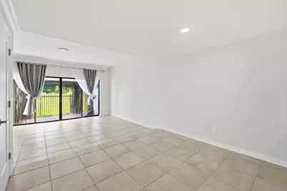 642 NE 195th Street, Miami, FL 33179 - Photo 7