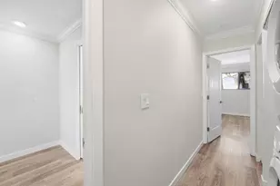 642 NE 195th St, Miami, FL 33179 - Photo 19