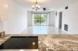 5951 NE 14th Ln, Fort Lauderdale, FL 33334 - Photo 13