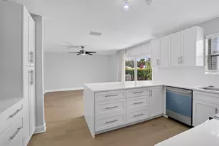 9444 NW 8th Cir, Plantation, FL 33324 - Photo 9