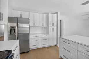 9444 NW 8th Cir, Plantation, FL 33324 - Photo 11