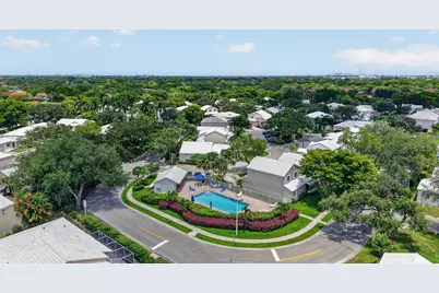 9444 NW 8th Circle, Plantation, FL 33324 - Photo 47