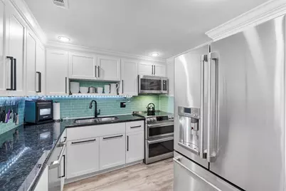 305 N Pompano Beach Boulevard #804, Pompano Beach, FL 33062 - Photo 11