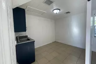 613 54th St, West Palm Beach, FL 33407 - Photo 11