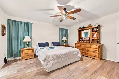150 SW Lancaster Avenue, Port Saint Lucie, FL 34984 - Photo 23