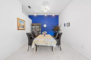10156 Lombardy Dr, Tamarac, FL 33321 - Photo 9