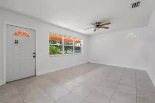 925 S Pine St, Lake Worth, FL 33460 - Photo 5