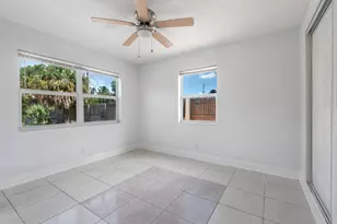 925 S Pine St, Lake Worth, FL 33460 - Photo 7