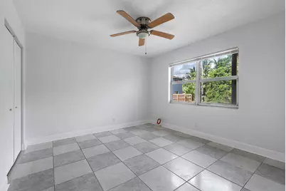 925 S Pine Street, Lake Worth, FL 33460 - Photo 3