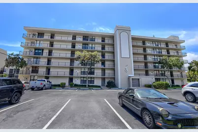 3 Royal Palm Way #Unit 403, Boca Raton, FL 33432 - Photo 1