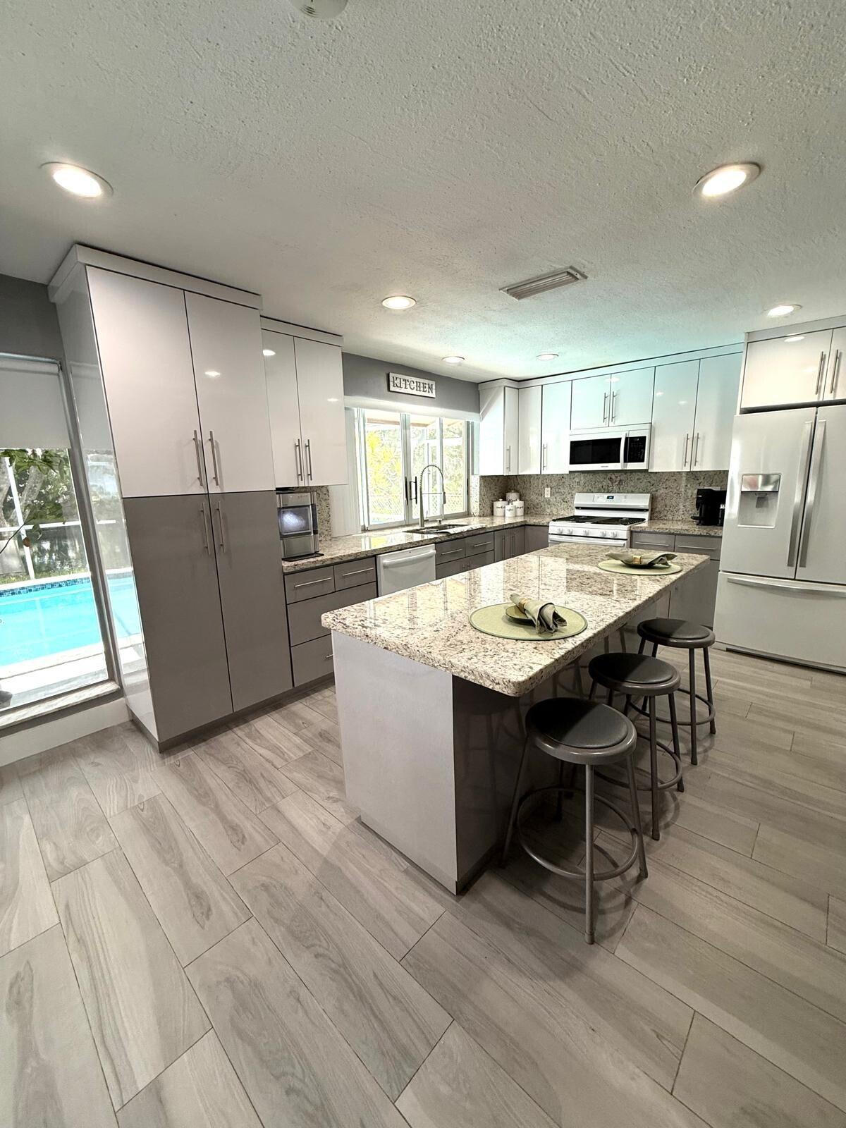 9340 NW 21st Manor - 9340 NW 21st Manor, Sunrise, FL 33322 Luxury Property | Jose Angel Pina