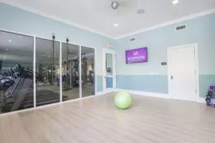 1220 NE 24th St, Wilton Manors, FL 33305 - Photo 19