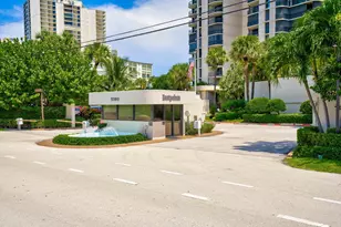 5380 N Ocean Dr, Riviera Beach, FL 33404 - Photo 53