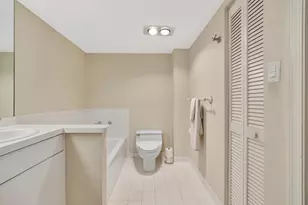 5380 N Ocean Dr, Riviera Beach, FL 33404 - Photo 17