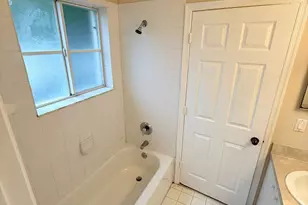 905 N Santa Catalina Cir, North Lauderdale, FL 33068 - Photo 27