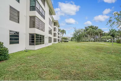 3636 Whitehall Drive #105, West Palm Beach, FL 33401 - Photo 27