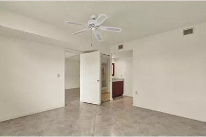3636 Whitehall Drive #105, West Palm Beach, FL 33401 - Photo 13