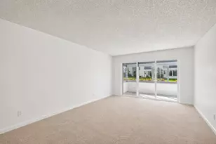 3186 Via Poinciana, Lake Worth, FL 33467 - Photo 41