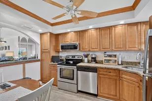 3186 Via Poinciana, Lake Worth, FL 33467 - Photo 19