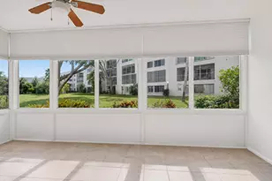 3186 Via Poinciana, Lake Worth, FL 33467 - Photo 39