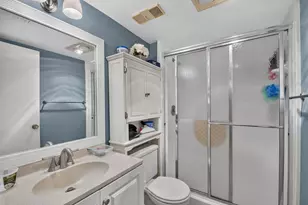 3186 Via Poinciana, Lake Worth, FL 33467 - Photo 31
