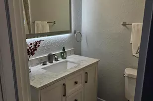 2010 NE 33rd St, Lighthouse Point, FL 33064 - Photo 9