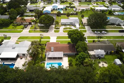 304 Circle W, Jupiter, FL 33458 - Photo 37