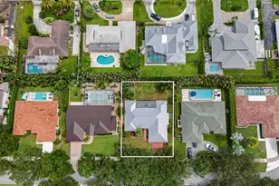 9746 SE Landing Pl, Tequesta, FL 33469 - Photo 3