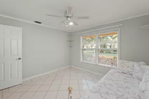 9746 SE Landing Pl, Tequesta, FL 33469 - Photo 43
