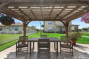 840 Gairloch Ln, Fort Pierce, FL 34947 - Photo 11