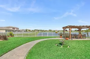 840 Gairloch Ln, Fort Pierce, FL 34947 - Photo 9