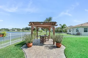 840 Gairloch Ln, Fort Pierce, FL 34947 - Photo 13