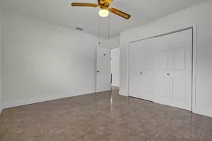 2100 N 57th Ave, Hollywood, FL 33021 - Photo 23