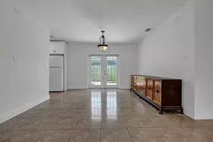 2100 N 57th Ave, Hollywood, FL 33021 - Photo 9