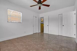 2100 N 57th Ave, Hollywood, FL 33021 - Photo 15