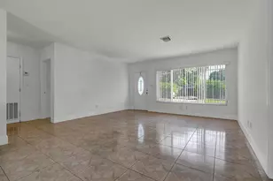 2100 N 57th Ave, Hollywood, FL 33021 - Photo 7