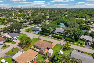 2100 N 57th Ave, Hollywood, FL 33021 - Photo 35